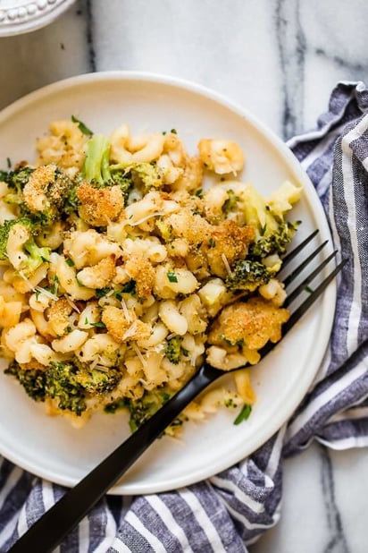 Skinny Baked Broccoli Macaroni and Cheese